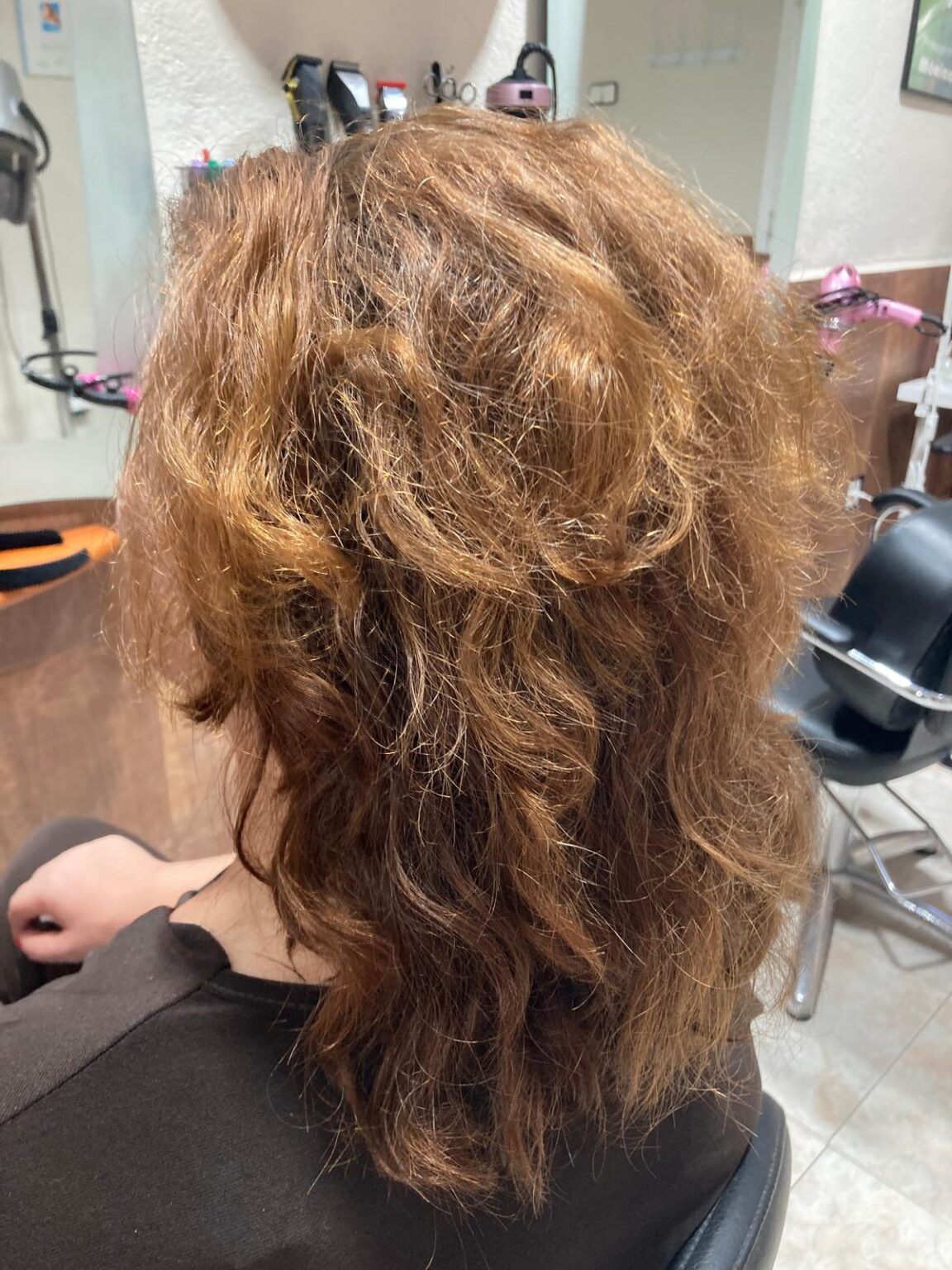 Peluquería moderna con más de 20 años de experiencia